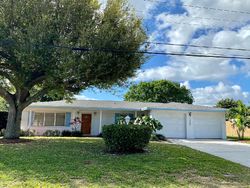 Pre-foreclosure in  WYOMING AVE Fort Pierce, FL 34982