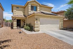 Pre-foreclosure in  W FLAMING ARROW DR Green Valley, AZ 85614