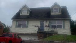 Pre-foreclosure in  PRINCE ST North Versailles, PA 15137