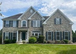 Pre-foreclosure in  HIDDEN POND DR Morrisville, PA 19067
