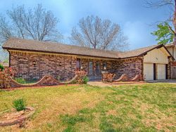 Pre-foreclosure in  CANDLEWOOD DR Oklahoma City, OK 73132