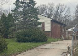 Pre-foreclosure in  LORIMER ST Dayton, OH 45417