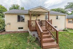 Pre-foreclosure Listing in 10TH ST BARABOO, WI 53913