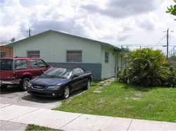 Pre-foreclosure in  SW 42ND AVE Fort Lauderdale, FL 33317