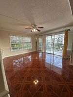 Pre-foreclosure in  INVERRARY DR  Fort Lauderdale, FL 33319
