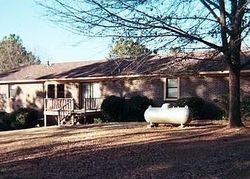 Pre-foreclosure in  SHADY LN Childersburg, AL 35044