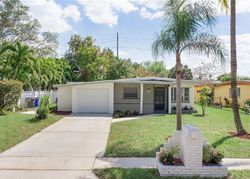 Pre-foreclosure in  2ND ST Fort Myers, FL 33916