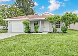Pre-foreclosure in  SOUTH ST Fort Myers, FL 33916
