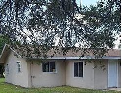Pre-foreclosure in  NEAL RD Fort Myers, FL 33905