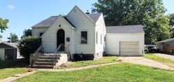 Pre-foreclosure in  N SEMINARY AVE Mount Morris, IL 61054