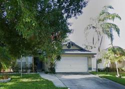 Pre-foreclosure in  CAPTAINS WAY Tarpon Springs, FL 34689