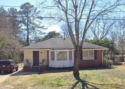 Pre-foreclosure in  SHERWOOD CIR Forest Park, GA 30297