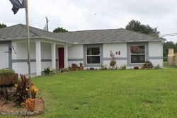 Pre-foreclosure in  99TH CT Vero Beach, FL 32967