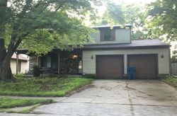 Pre-foreclosure in  PRAIRIE DEPOT Indianapolis, IN 46241