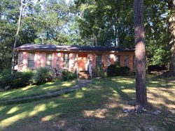 Pre-foreclosure in  BREWSTER CIR Birmingham, AL 35235