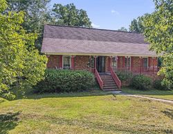 Pre-foreclosure in  HERITAGE PL Birmingham, AL 35210