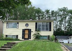 Pre-foreclosure in  E PRAIRIE AVE Lombard, IL 60148