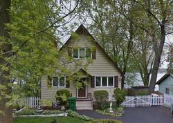 Pre-foreclosure in  W VERONA AVE Lake Villa, IL 60046