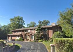 Pre-foreclosure Listing in LARKSPUR DR HIGHLAND PARK, IL 60035