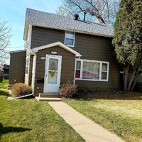 Pre-foreclosure in  SANDERSON ST Red Wing, MN 55066