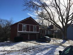Pre-foreclosure Listing in SE BRENTWOOD DR LEES SUMMIT, MO 64063