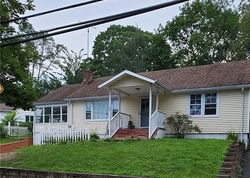 Pre-foreclosure in  LAWNCREST RD New Haven, CT 06515