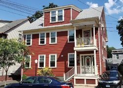 Pre-foreclosure in  HOTCHKISS ST New Haven, CT 06511