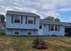 Pre-foreclosure in  SALTWELL RD Liverpool, NY 13090