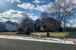 Pre-foreclosure in  YELLOWSTONE DR Old Bridge, NJ 08857