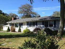 Pre-foreclosure in  HELEN AVE Smithtown, NY 11787