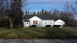 Pre-foreclosure in  BONNIE LN Menomonee Falls, WI 53051