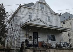 Pre-foreclosure in  ADMIRAL DEWEY AVE Pittsburgh, PA 15205