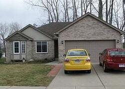 Pre-foreclosure in  WILLOW LN Romulus, MI 48174