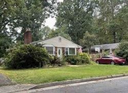 Pre-foreclosure in  SCOTT DR Fairfax, VA 22030