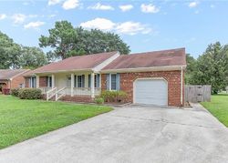 Pre-foreclosure in  WILLOW OAK DR Chesapeake, VA 23322