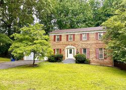 Pre-foreclosure in  FLINTLOCK RD Fairfax, VA 22030