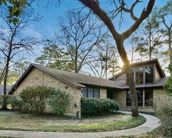 Pre-foreclosure in  WOOD HOLLOW DR Conroe, TX 77304