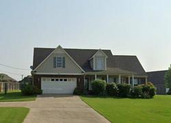 Pre-foreclosure in  COLONIAL WOODS DR Atoka, TN 38004