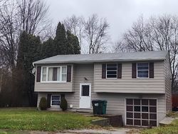 Pre-foreclosure Listing in BELDEN DR WINDHAM, OH 44288