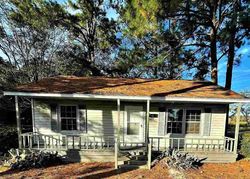 Pre-foreclosure Listing in LAWRENCE ST LAKE CITY, SC 29560