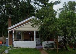 Pre-foreclosure in  COTE BRILLIANTE AVE Saint Louis, MO 63114