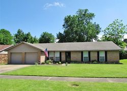 Pre-foreclosure in  BARCLAY RD Muskogee, OK 74403
