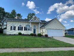 Pre-foreclosure in  WINDERMERE DR Findlay, OH 45840