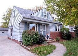 Pre-foreclosure in  SHOREVIEW AVE Euclid, OH 44123