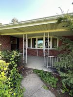 Pre-foreclosure in  WINCHESTER PIKE Columbus, OH 43232