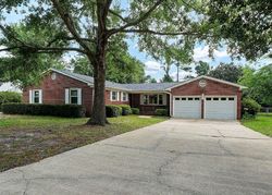 Pre-foreclosure in  CHALMERS DR Wilmington, NC 28409