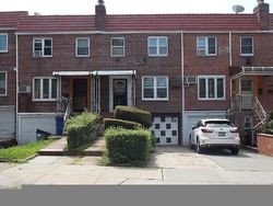 Pre-foreclosure in  70TH RD Flushing, NY 11367