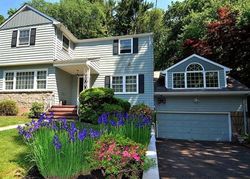 Pre-foreclosure Listing in COUNTRY CLUB RD TENAFLY, NJ 07670