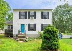 Pre-foreclosure in  HOYT ST Milford, CT 06460