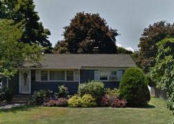 Pre-foreclosure in  KINGSLAND AVE Wallingford, CT 06492